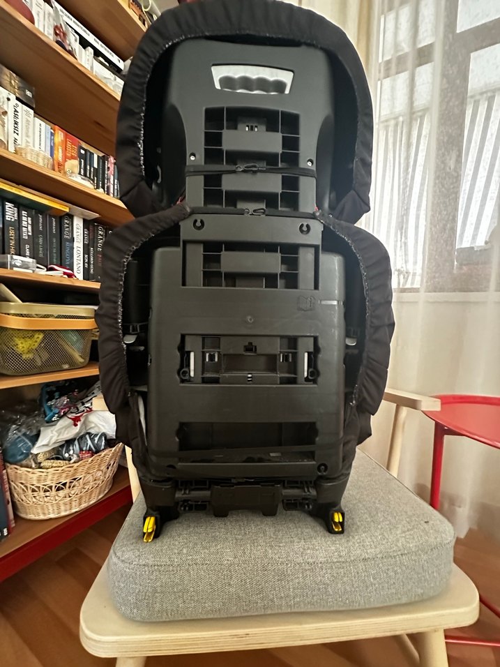 Maxi-Cosi Siyah Çocuk Araba Koltuğu - Görsel 2