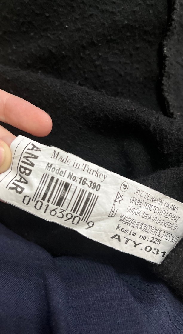 Siyah uzun yün kaban - Görsel 5