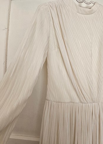 Bej Kadın Uzun Piliseli Elbise - Görsel 4