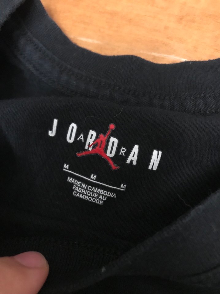 M kırmızı, siyah orjinal sıfır nike air jordan - Görsel 3