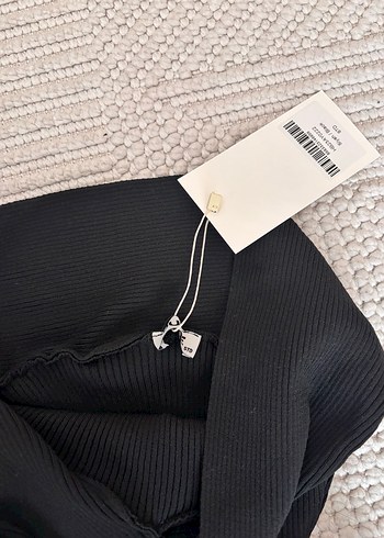 Siyah Strappy Fitilli Mini crop boyundan bağlamalı - Görsel 2