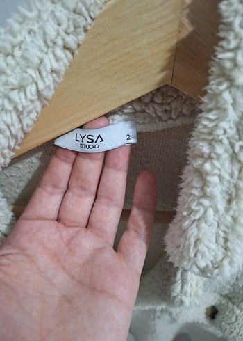 Bej Düğmeli Kadın Midi Ceket - Görsel 4