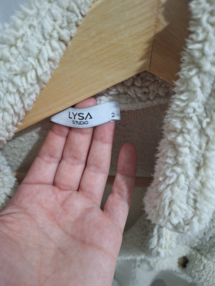 Bej Düğmeli Kadın Midi Ceket - Görsel 4