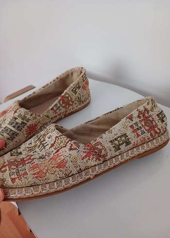 İşlemeli Bej Kadın Dolgu Topuk Espadril - Görsel 4