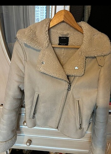 Bershka Biker mont