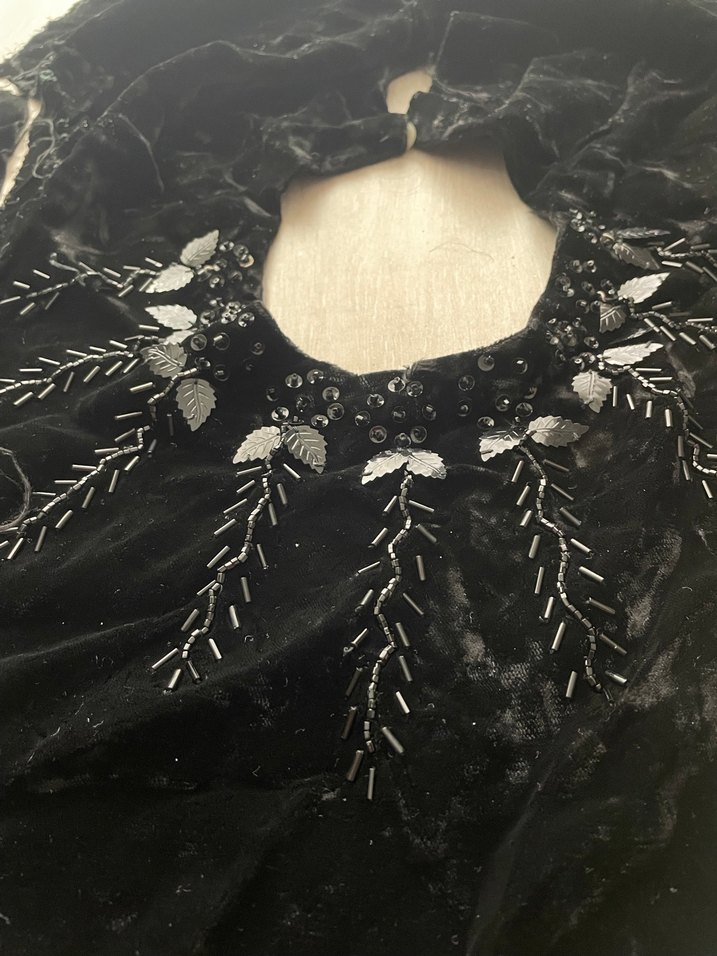 Boncuk İşlemeli Siyah Uzun Kadın Abiye yakası - Görsel 4