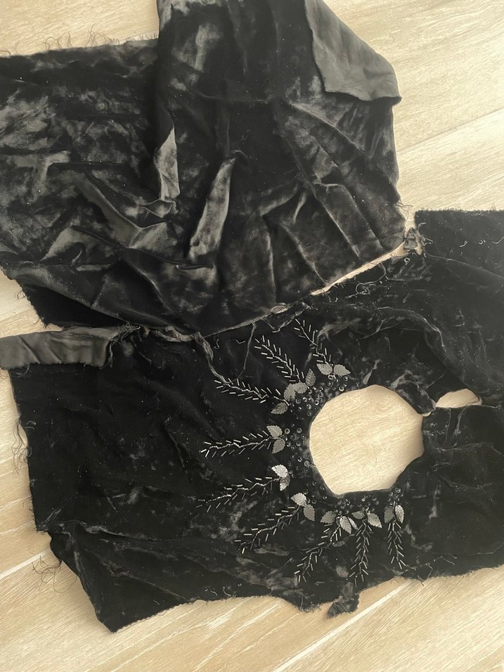 Boncuk İşlemeli Siyah Uzun Kadın Abiye yakası - Görsel 2