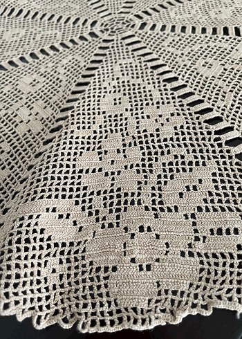 El Yapımı Bohem Dantel Masa Örtüsü - Görsel 3