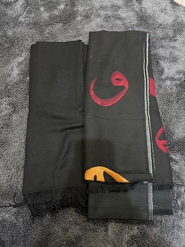  Beden Kadın desenli şal