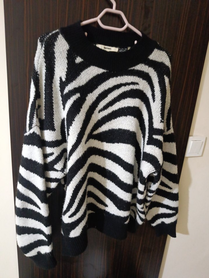 Zebra Desenli Kadın Kazak - Görsel 2