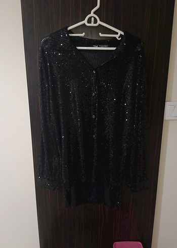 Parlak Düğmeli V Yaka Siyah Kadın Bluz - Görsel 2