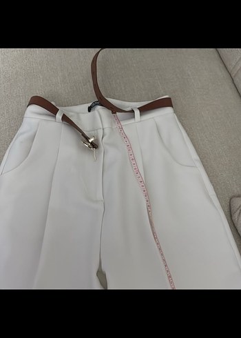 Beyaz Midi Kumaş Pantolon Yırtmaçlı - Görsel 2