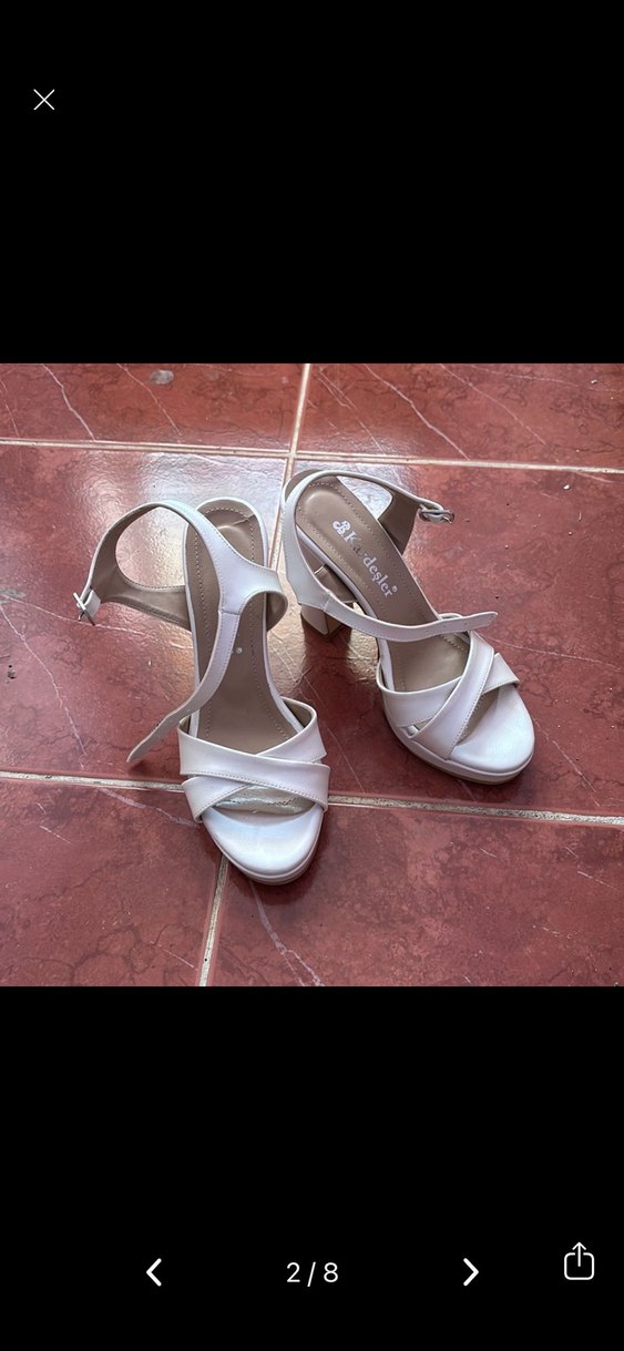 Beyaz Tokalı Kadın Topuklu Ayakkabı - Görsel 2