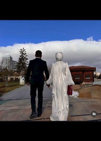 Beyaz Uzun Kollu Nişan Elbisesi - Görsel 5