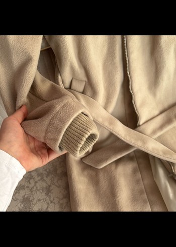 Bej Kemerli Kadın Midi Kaban - Görsel 2