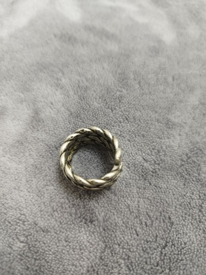 Gri Zincir Detaylı Yılan Desenli Kadın Yüzük - Görsel 2