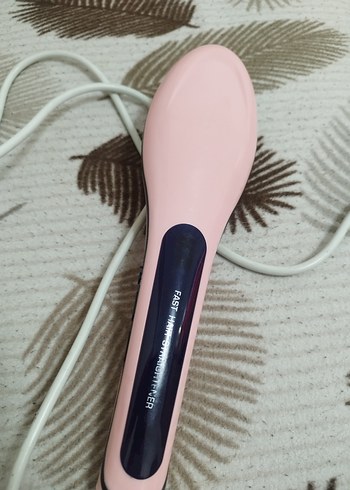 Pastel Pembe Saç Düzleştirici Fırça - Görsel 2