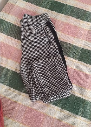 Kadın Gri Ekose Pilili Kumaş Pantolon - Görsel 2