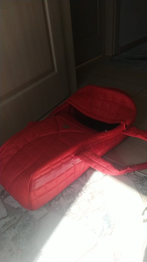 Kırmızı Parlak anne kucağı - Görsel 2