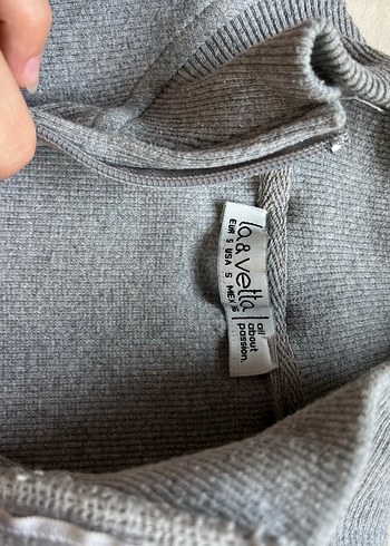 Gri V Yaka Uzun Kollu Kadın Bluz - Görsel 5