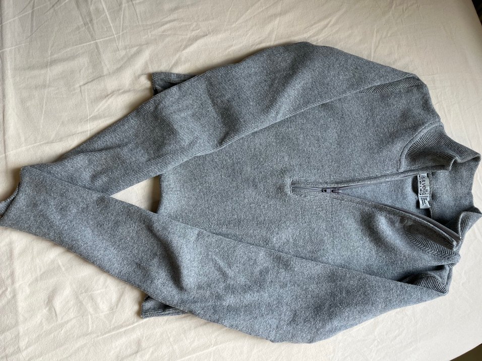 Gri V Yaka Uzun Kollu Kadın Bluz - Görsel 2