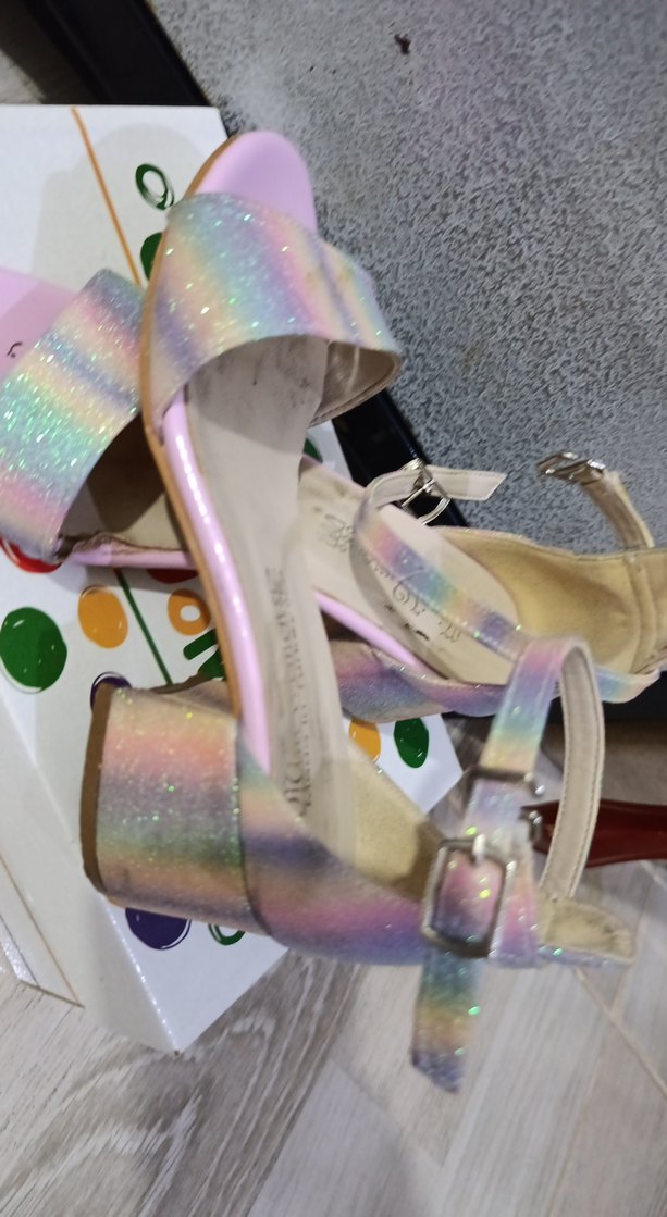 Renkli Bağcıklı Kız Özel Gün Ayakkabısı - Görsel 4