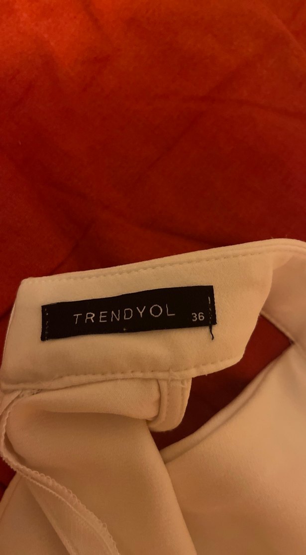 Hediyeli şık bluz - Görsel 3