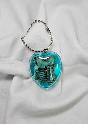 Kalpli müzik kutusu anahtarlık - Görsel 2