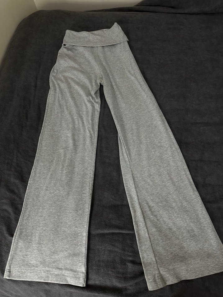 Gri Geniş Paça Rahat Kesim Kadın Pantolon - Görsel 3