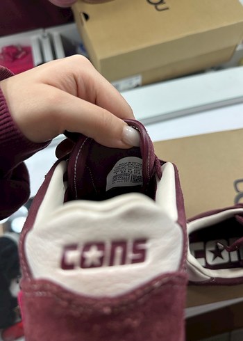 Bordo Süet Kadın Spor Ayakkabı Velcro Detaylı - Görsel 4