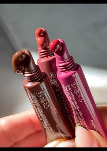 Rhode Pastel tonlarında Ruj - Görsel 2