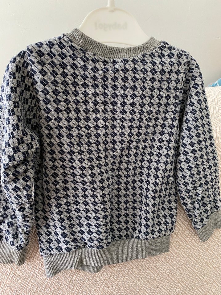 Erkek Çocuk Gri Desenli Triko Sweatshirt - Görsel 2