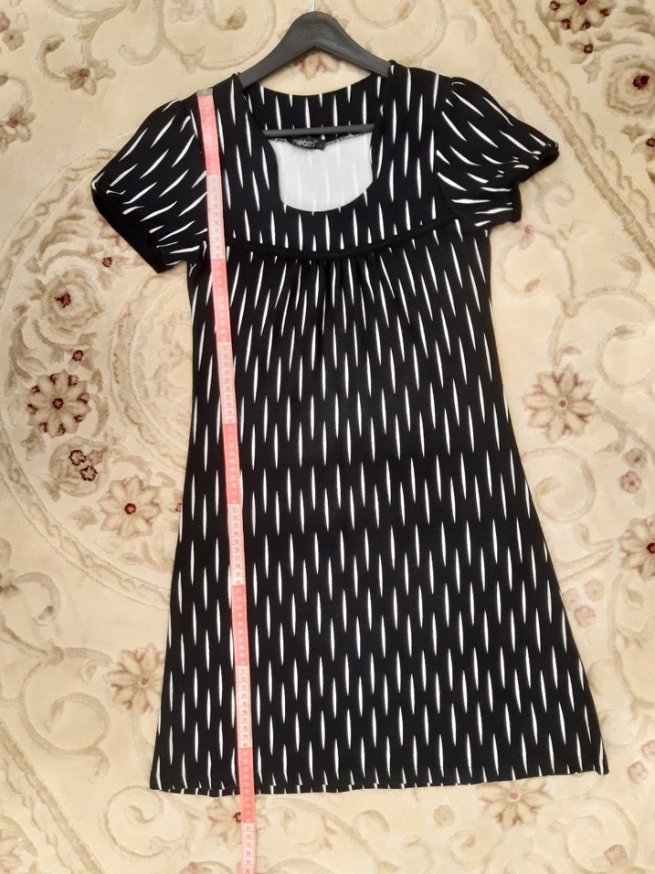 Siyah Elbise - Görsel 3