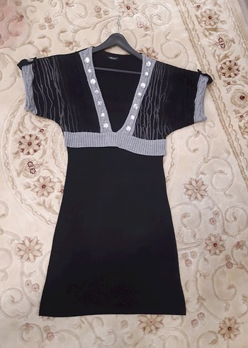 Siyah Elbise - Görsel 2