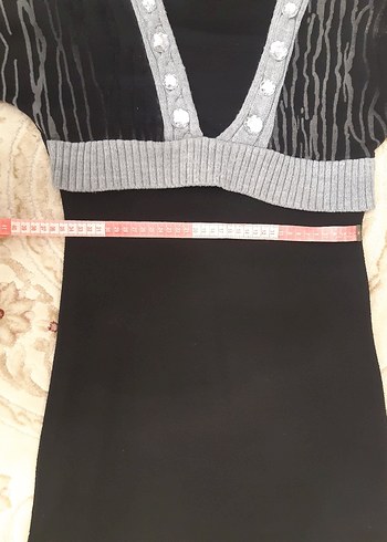 Siyah Elbise - Görsel 3