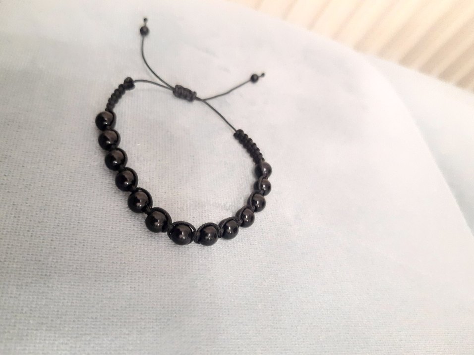 Siyah Minimalist Bileklik - Görsel 2