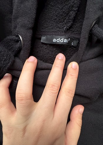 Hiç kullanılmamış simsiyah sweatshirt - Görsel 2