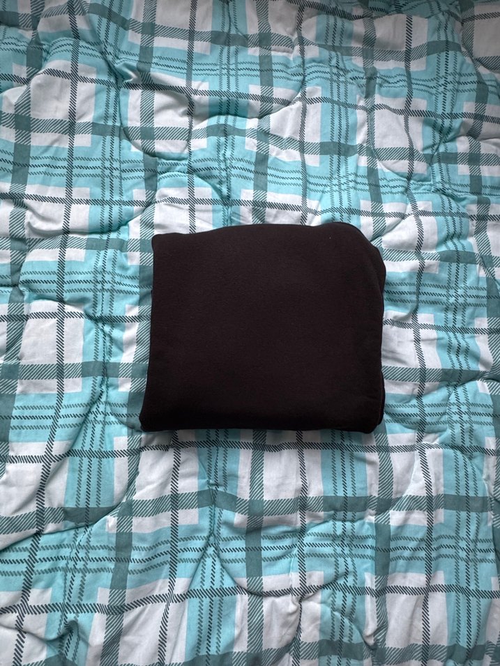 Hiç kullanılmamış simsiyah sweatshirt - Görsel 3