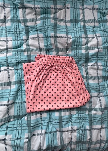 Hiç kullanılmamış yumuşacık pijama - Görsel 2