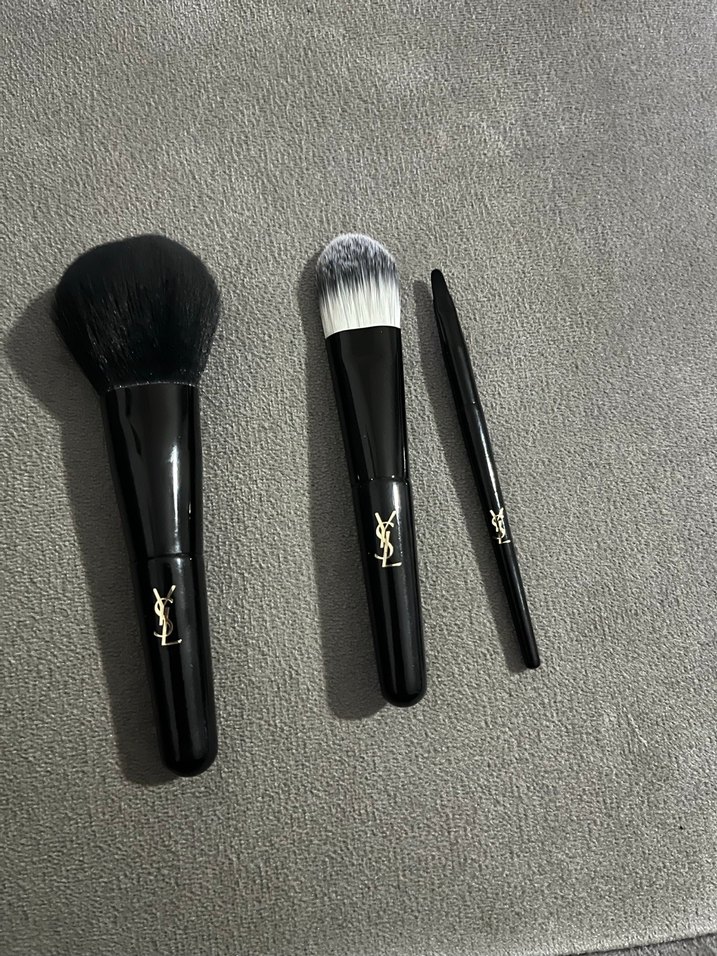 YSL BEAUTE  makyaj fırça seti orjineldir - Görsel 3