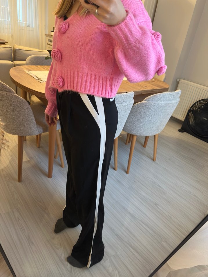 Siyah Kemerli Kadın Kumaş Pantolon - Görsel 4