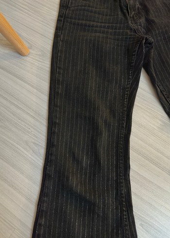 Kadın Siyah Çizgili Pileli Midi Denim Pantolon - Görsel 4