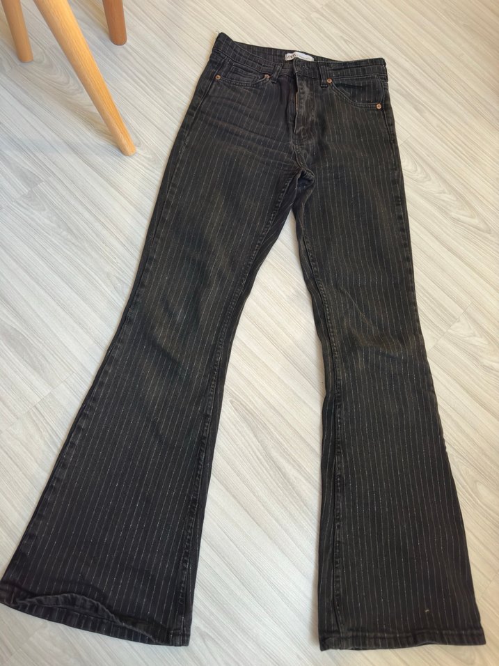 Kadın Siyah Çizgili Pileli Midi Denim Pantolon - Görsel 3