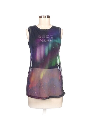 LC Waikiki T-shirt %70 İndirimli.