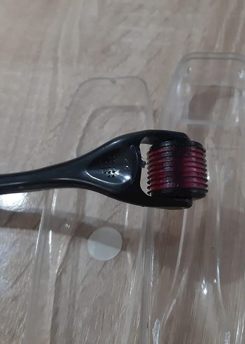 Siyah Mikro İğneli Yüz Masaj Aleti - Görsel 2