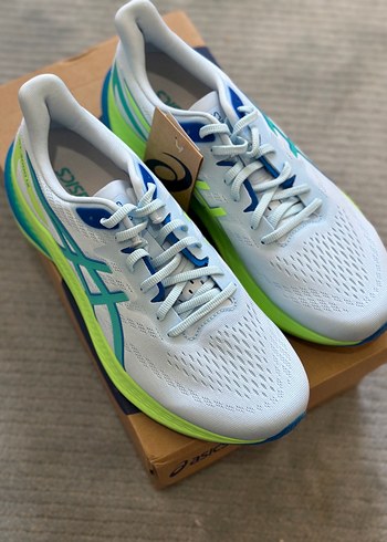 Asics Beyaz GT 2000 Erkek Koşu Ayakkabısı - Görsel 6
