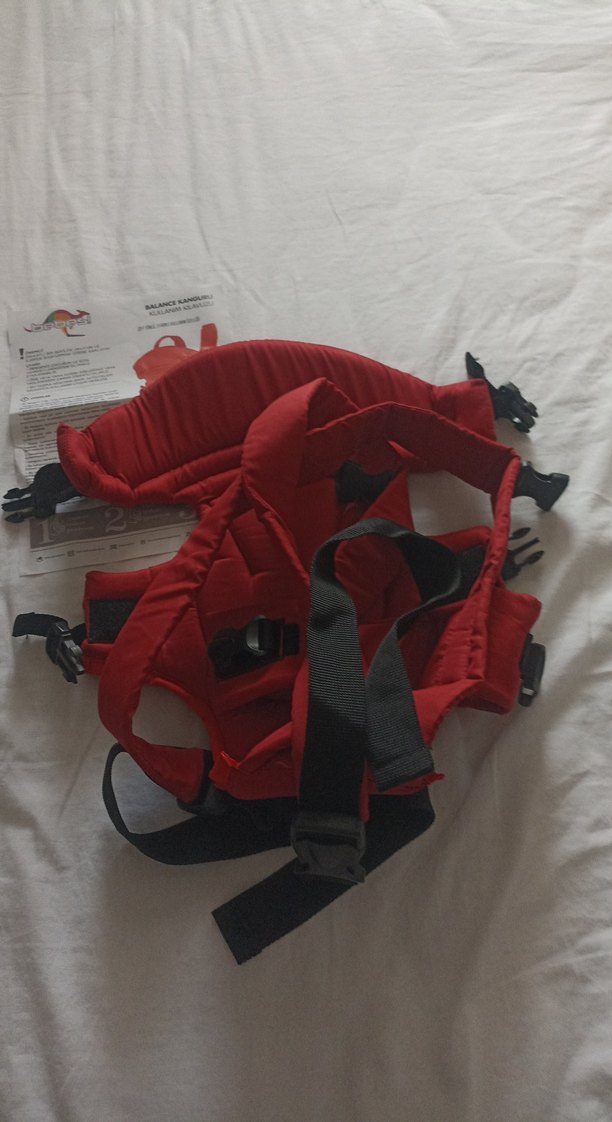 Kırmızı Bebek Taşıyıcı - Görsel 4