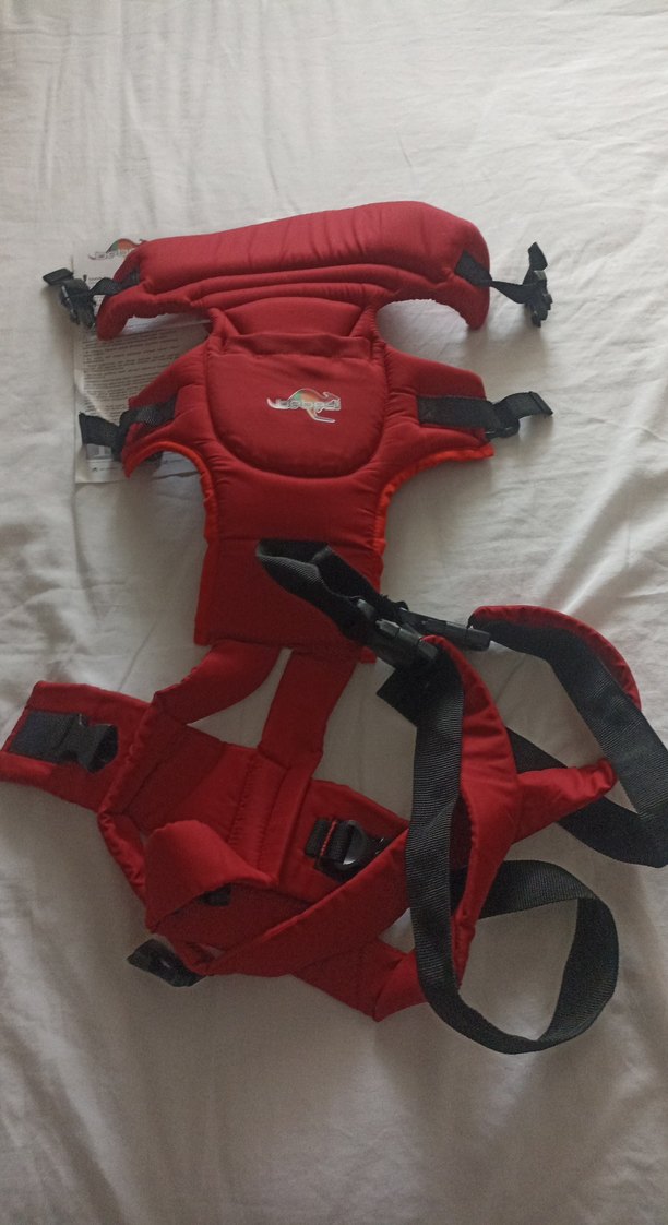 Kırmızı Bebek Taşıyıcı - Görsel 2