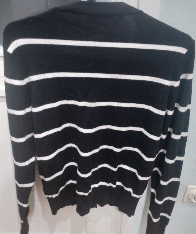 V Yaka Siyah Beyaz Çizgili Kadın Triko Hırka - Görsel 3