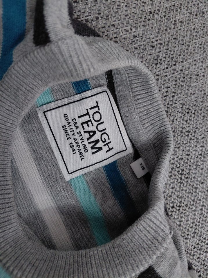 Erkek Çocuk Gri Çizgili Örgü Yün Kazak - Görsel 3